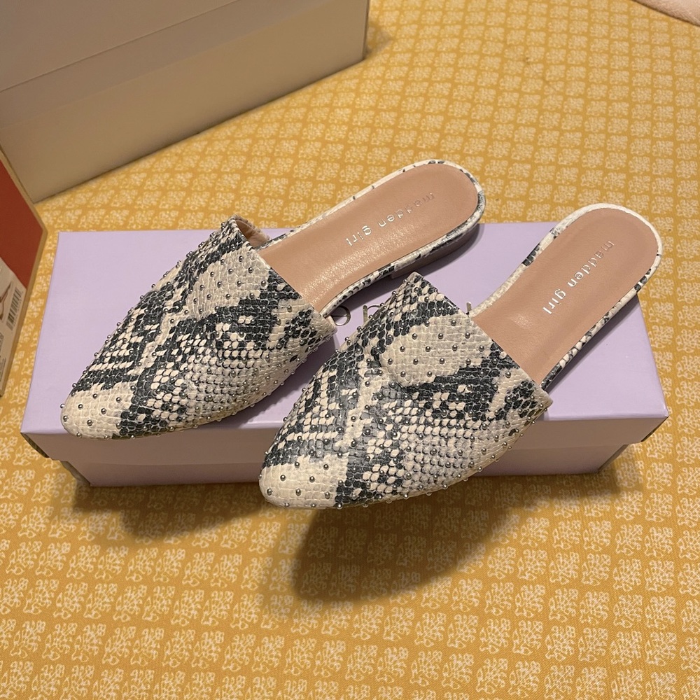 Steve Madden Snake print mules
